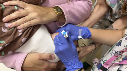 Vacunación en el centro de especialidades del Marcide