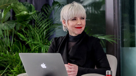 06/02/2023 La investigadora del Instituto de Filosofía del Consejo Superior de Investigaciones Científicas, Remedios Zafra, interviene en el acto 'Conversación para la igualdad en la Ciencia' organizado por la Secretaría de Igualdad en el Círculo de Bellas Artes, a 6 de febrero de 2023, en Madrid (España). La Secretaría de Igualdad ha organizado con motivo del Día de la Mujer en la Ciencia, que se celebra el próximo sábado 11 de febrero, el acto 'Conversación para la igualdad en la Ciencia' en el que han participado la ministra de Ciencia e Innovación, Diana Morant, y la secretaria de Igualdad, Andrea Fernández.POLITICA Ricardo Rubio - Europa Press