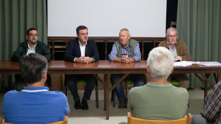Presentación del proyecto a los vecinos de San Xurxo