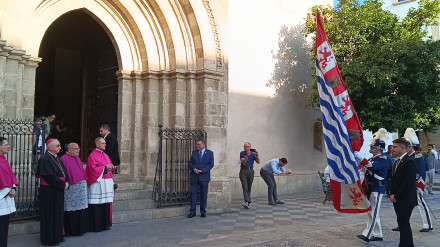El Pendón de Jerez llega a San Dionisio para el Te Deum del Día del Patrón
