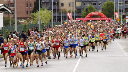 Participantes en la Media Maratón 'Villa de Jovellanos' de Gijón