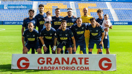 UCAM Murcia CF vuelve a saborear la victoria