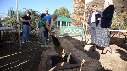 El popular 'Tragamillas' ha puesto su 'granito de arena' en la primera piedra del Multipistas