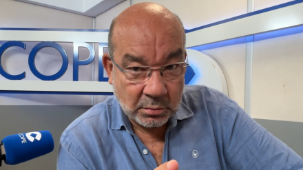 Ángel Expósito analiza la actualidad del día en su videoblog