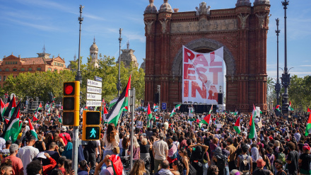 Los sindicatos mayoritarios, CCOO y UGT, han convocado paros parciales en tres franjas horarias, mientras que otras organizaciones como la CGT, la IAC o la Intersindical han registrado una huelga de 24 horas.