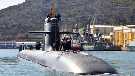 Submarino S-81 en la dársena de Cartagena