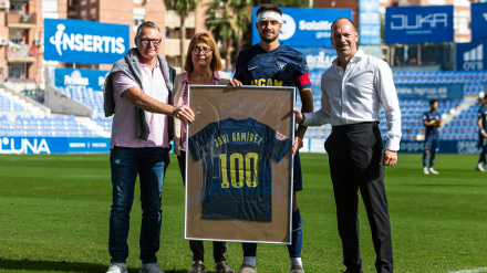 Javi Ramírez se convierte en centenario con UCAM Murcia CF