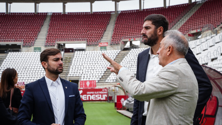 José Ángel Antelo conoció los proyectos del Real Murcia