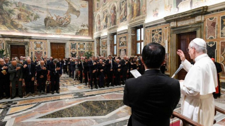 El Papa contra la usura