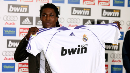 Royston Drenthe, en su presentación con el Real Madrid