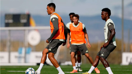 Trent Alexander-Arnold, en un entrenamiento con el Real Madrid