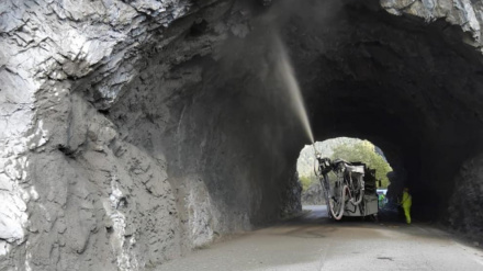 Actuación en uno de los cinco túneles de la A-139 en Benasque