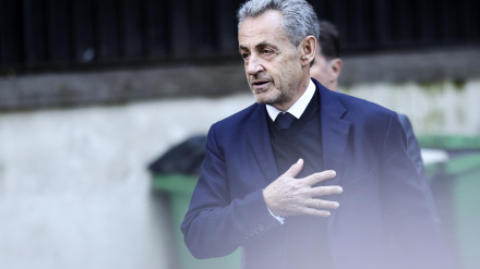 Sarkozy ingresa en la prisión parisina de La Sante para cumplir condena