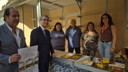 Presentación mercadillo de todos los santosEl Mercado de Todos los Santos vuelve a Murcia este jueves 23 de octubre y estará instalado hasta el domingo 2 de noviembre en la Plaza de San Pedro, con horario ininterrumpido de 9.00 a 21.00 horas.ESPAÑA EUROPA MURCIA SOCIEDADAYUNTAMIENTO DE MURCIA