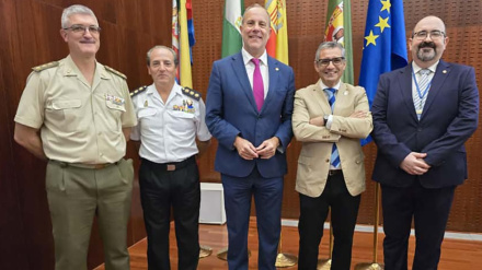 La Universidad de Jaén abre puertas laborales en el sector de la defensa para ingenieros de telecomunicaciones