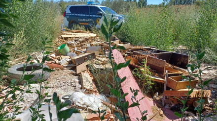 Guardia Civil recuerda la obligación de gestionar los residuos tras detectar un vertido de escombros en un paraje de Fitero