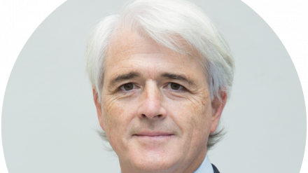 Salvador González, presidente del Consejo General de la Abogacía Española, participó en la inauguración