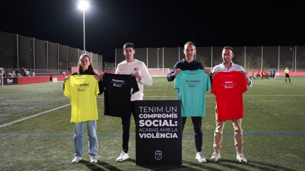 Los árbitros Amy Peñalver, Guillermo Cuadra, Mateo Busquets, Diego Martínez y Francisco de Asís Vidal