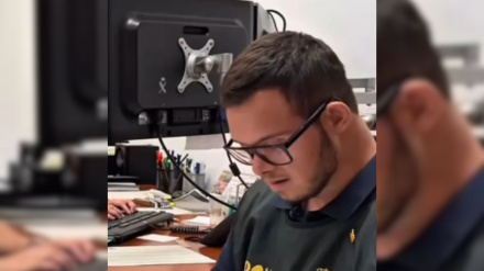 Alberto Gil, primer joven con Down que trabaja por y para la Guardia Civil