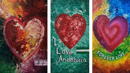 Composición de tres de las obras expuestas