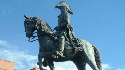 Estatua de homenaje a José de Palafox en Zaragoza