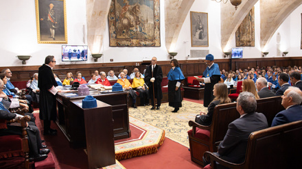 Ceremonia investidura Emmanuelle Charpentier