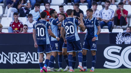Los jugadores del Córdoba celebran su victoria ante el Albacete