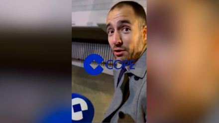 Fran Soto, jefe del CTA, responde a las preguntas de Tiempo de Juego a la salida del Estadio de Vallecas