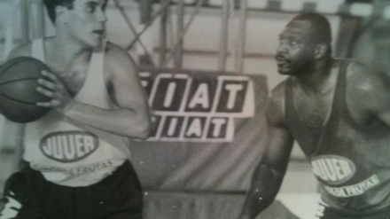 Prado en un entrenamiento con Clarence Kea