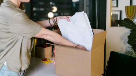 Menos caos, más claridad: el arte del “decluttering” para transformar tu hogar y mente