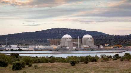 Almaraz, central nuclear en el centro de España