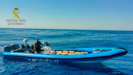 (Foto de ARCHIVO)La Guardia Civil ha detenido a cuatro personas integrantes de la tripulación de una embarcación rápida que transportaba al menos 40 fardos de hachís.REMITIDA / HANDOUT por GUARDIA CIVILFotografía remitida a medios de comunicación exclusivamente para ilustrar la noticia a la que hace referencia la imagen, y citando la procedencia de la imagen en la firma13/7/2022