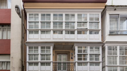 Foto de archivo de un edificio en el barrio de A Magdalena, en Ferrol