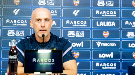 Calero, en la sala de prensa de la ciudad deportiva