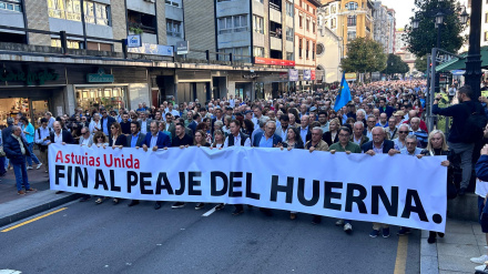 Manifestación contra el peaje del Huerna, en Oviedo