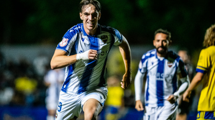 Espí hizo un doblete en Los Arcos