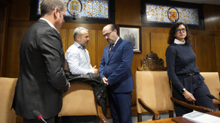 El bloqueo político deja en el aire la reconstrucción de las piscinas de Ponferrada