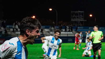 Castell celebra el gol al Nàstic