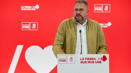 El PSOE de Extremadura advierte a Guardiola: "Si el tablero no se mueve, tiene que dimitir esa noche"