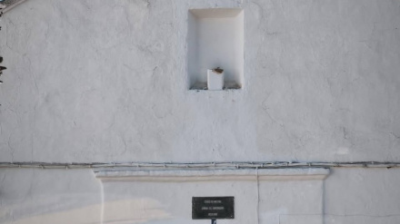 La imagen de la Virgen ha sido sustraída de la fachada