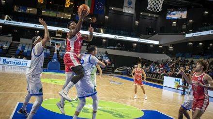 Davontae lideró la victoria de UCAM CB en Bulgaria