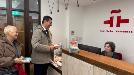El alcalde de Níjar, José Francisco Garrido, en el Instituto Cervantes de Londres.