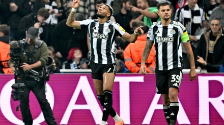 Los jugadores del Newcastle celebran uno de los goles ante el Athletic