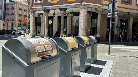 Contenedores de basura en Valladolid capitalPOLITICA