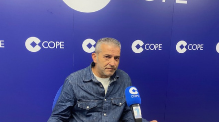 El presidente de la Junta de Personal y delegado de CSIF en el Concello de Ourense, Javier Nóvoa, en los estudios de COPE Ourense