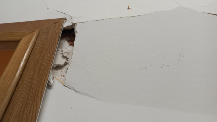 Grietas en el Centro Especial Marqués de Vallejo