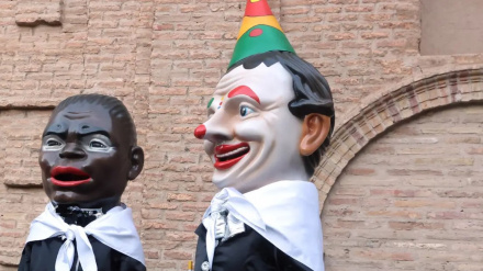 El Payaso y la Abueleta son los míticos cabezudos de esta parte de la ciudad