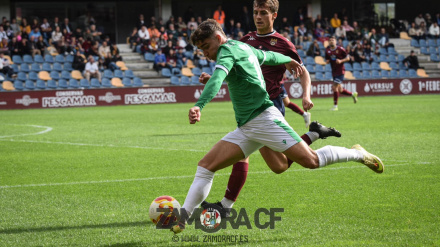 Monerris, del Zamora, en el duelo ante el Pontevedra