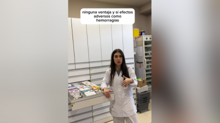Adri, farmacéutica, en el vídeo
