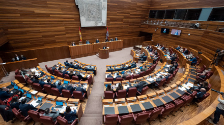 Carlos Fernández Carriedo, consejero portavoz y titular de Economía y de Hacienda en Castilla y León, analiza en COPE la semana clave para sacar adelante los presupuestos